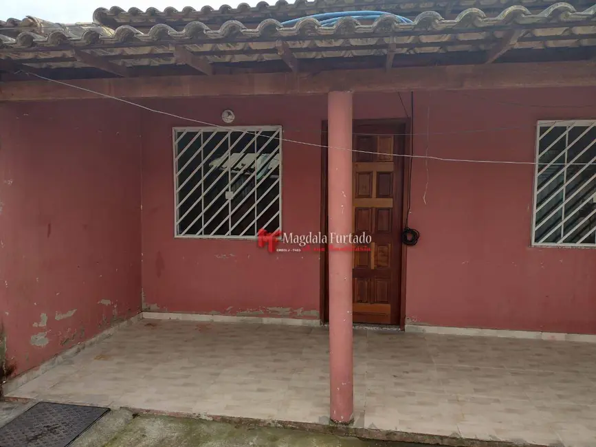 Foto 2 de Casa com 2 quartos à venda, 170m2 em Cabo Frio - RJ