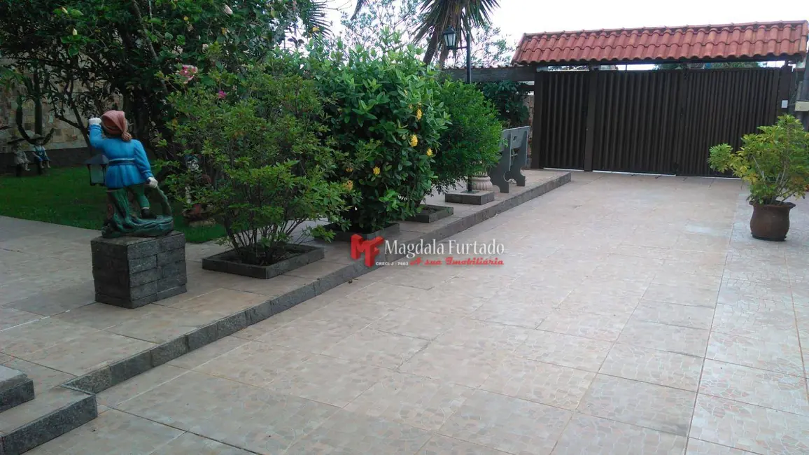 Casa com 2 quartos à venda, 400m2 em Cabo Frio - RJ - imagem 6 Foto 6 de Casa com 2 quartos à venda, 400m2 em Cabo Frio - RJ