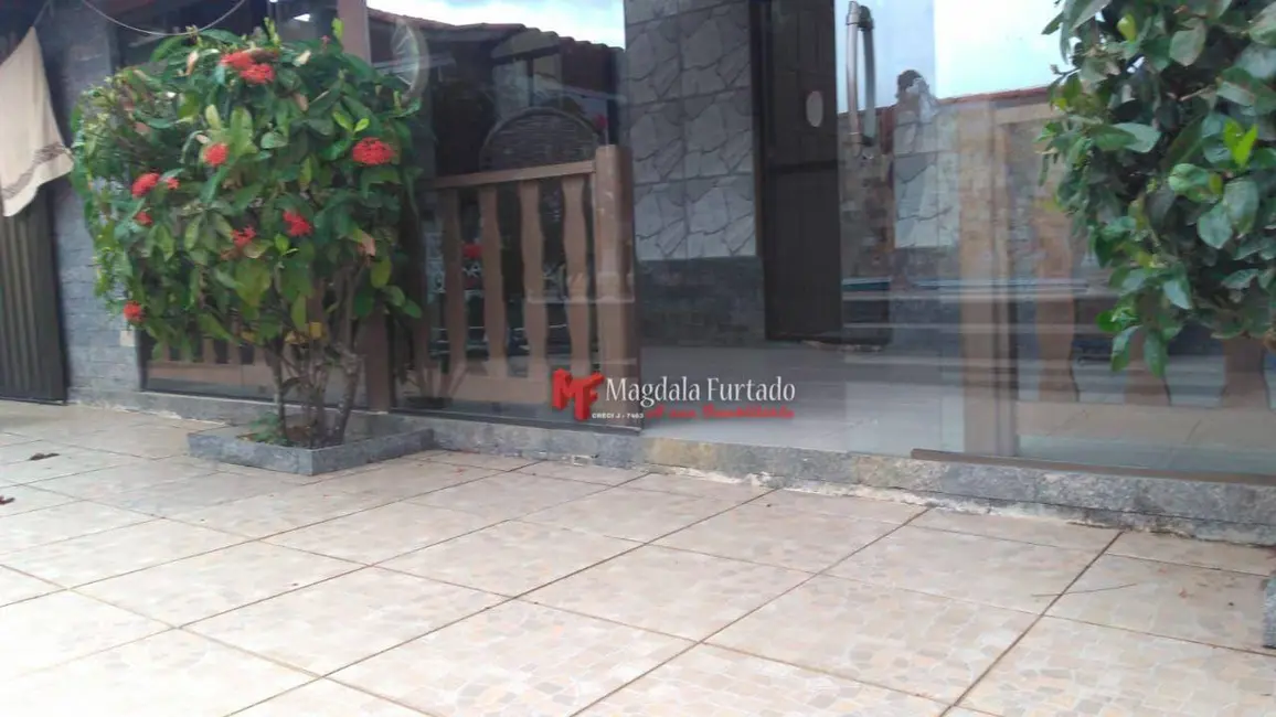 Casa com 2 quartos à venda, 400m2 em Cabo Frio - RJ - imagem 3 Foto 3 de Casa com 2 quartos à venda, 400m2 em Cabo Frio - RJ
