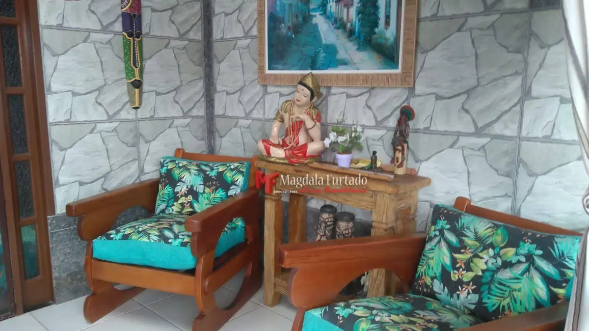 Foto 2 de Casa com 2 quartos à venda, 400m2 em Cabo Frio - RJ