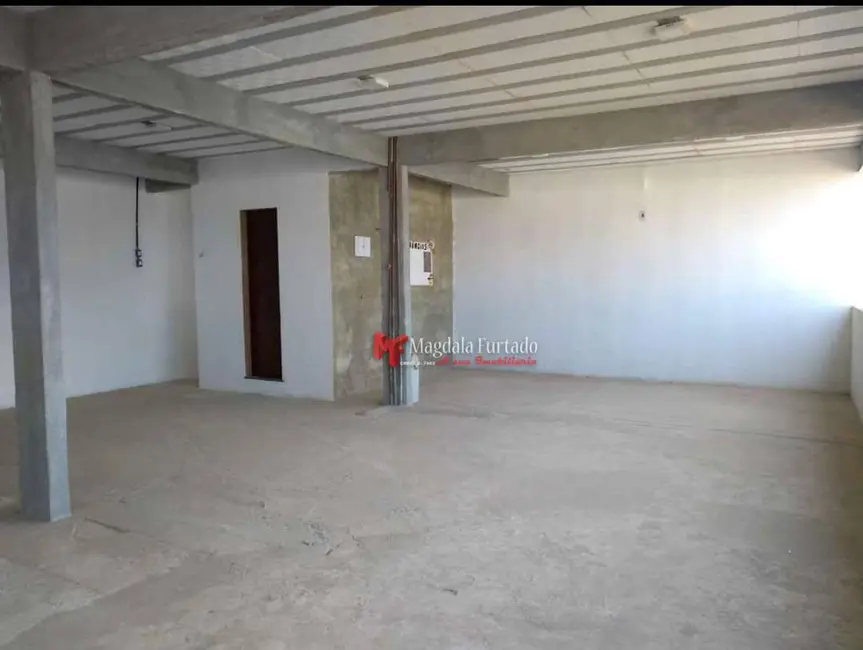 Casa de Condomínio com 2 quartos à venda, 180m2 em Cabo Frio - RJ - imagem 4 Foto 4 de Casa de Condomínio com 2 quartos à venda, 180m2 em Cabo Frio - RJ