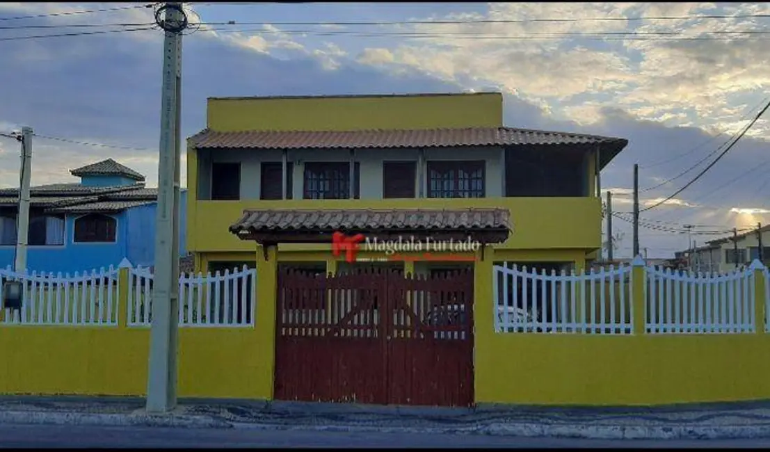 Foto 8 de Casa com 3 quartos à venda, 192m2 em Cabo Frio - RJ