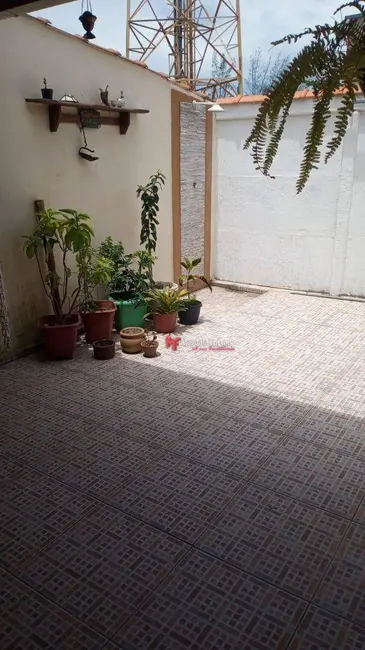 Foto 3 de Casa com 2 quartos à venda, 120m2 em Cabo Frio - RJ