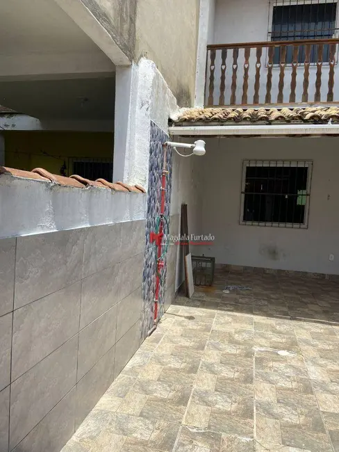 Foto 3 de Casa com 2 quartos à venda, 100m2 em Cabo Frio - RJ