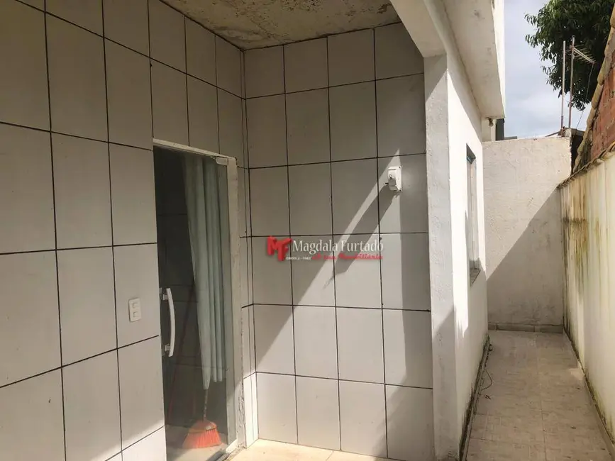 Foto 5 de Casa com 2 quartos à venda, 189m2 em Cabo Frio - RJ