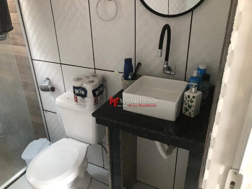 Foto 4 de Casa com 2 quartos à venda, 189m2 em Cabo Frio - RJ
