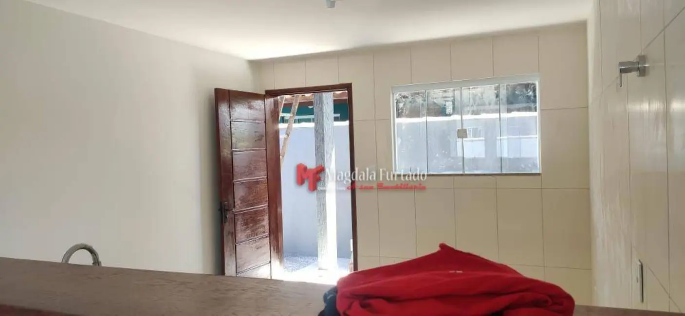 Foto 2 de Casa com 2 quartos à venda, 150m2 em Cabo Frio - RJ