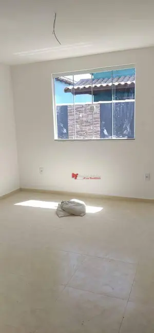 Foto 4 de Casa com 2 quartos à venda, 150m2 em Cabo Frio - RJ