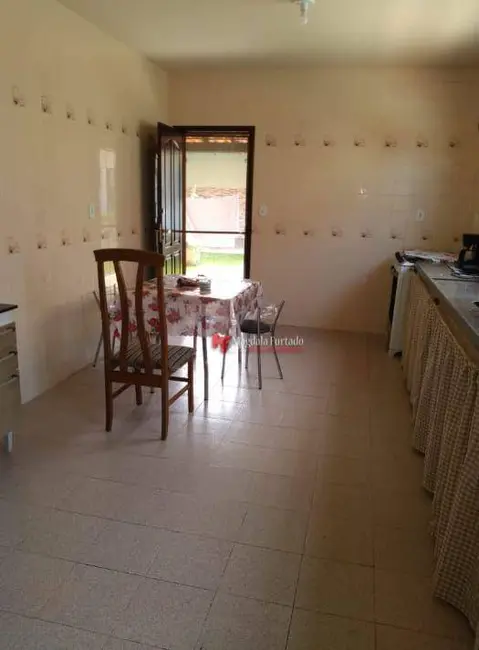Foto 4 de Casa com 3 quartos à venda, 360m2 em Cabo Frio - RJ