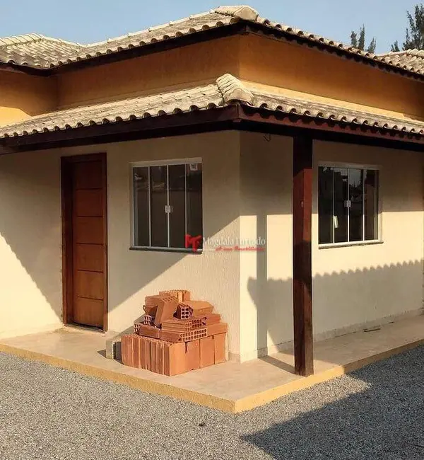 Foto 4 de Casa com 2 quartos à venda, 180m2 em Cabo Frio - RJ