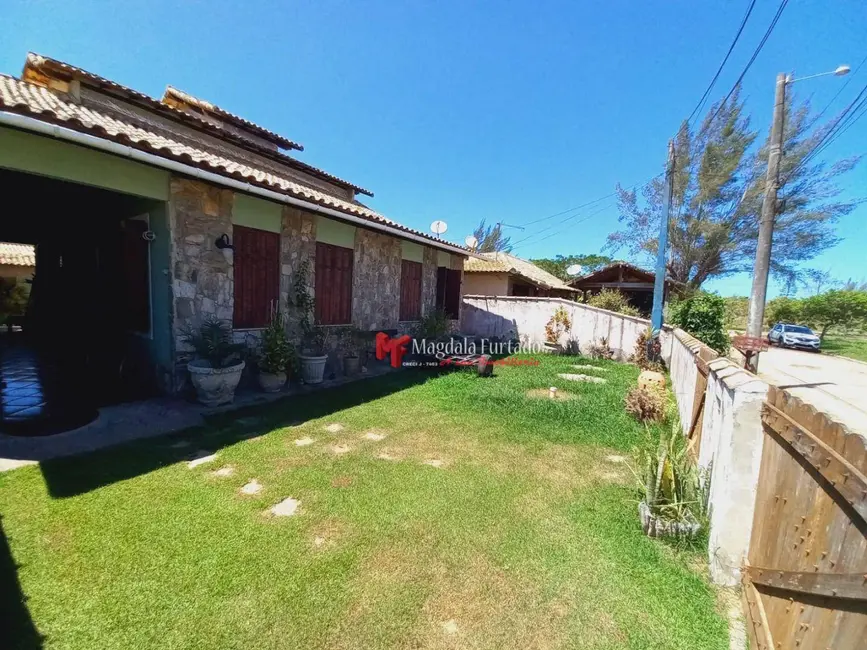 Foto 9 de Casa com 4 quartos à venda, 360m2 em Cabo Frio - RJ