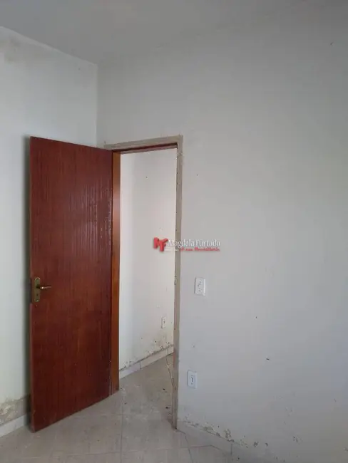 Foto 2 de Casa com 1 quarto à venda, 62m2 em Cabo Frio - RJ