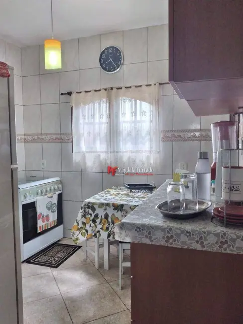 Foto 6 de Casa com 2 quartos à venda, 243m2 em Cabo Frio - RJ