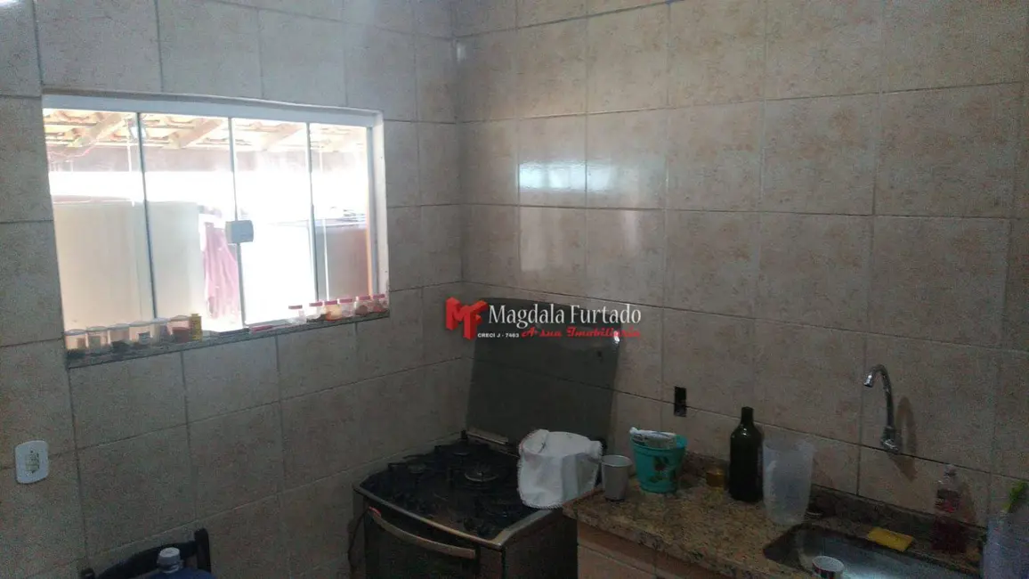 Foto 4 de Casa com 2 quartos à venda, 420m2 em Cabo Frio - RJ