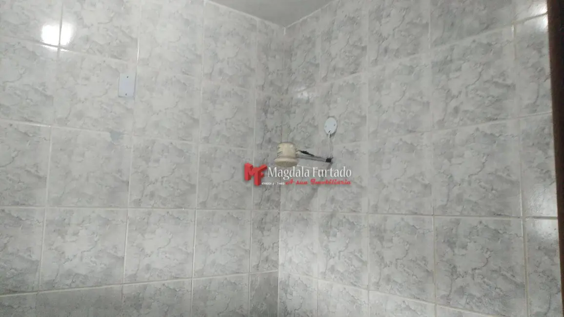 Foto 2 de Casa com 2 quartos à venda, 420m2 em Cabo Frio - RJ