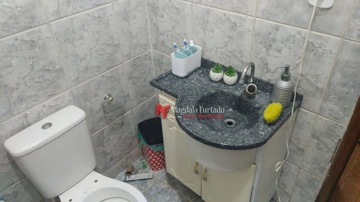 Foto 6 de Casa com 2 quartos à venda, 420m2 em Cabo Frio - RJ
