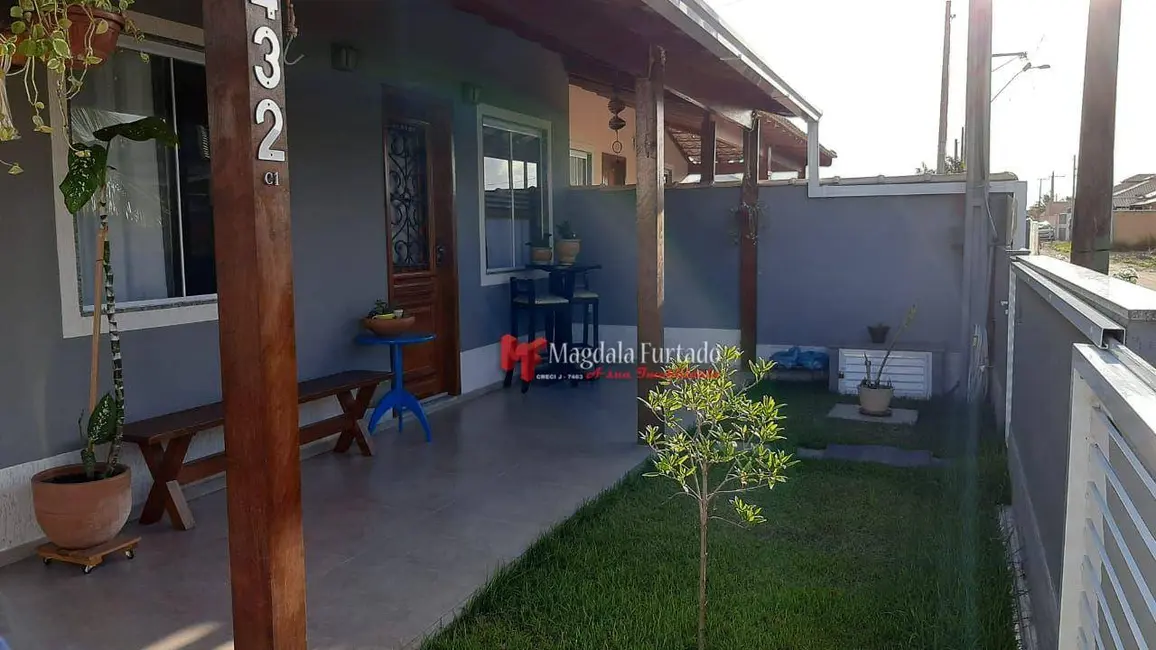 Foto 3 de Casa com 2 quartos à venda, 160m2 em Cabo Frio - RJ