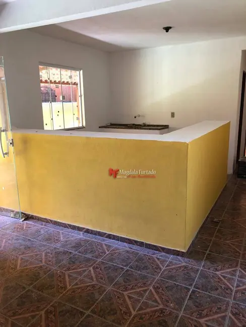 Foto 2 de Casa com 2 quartos à venda, 100m2 em Cabo Frio - RJ