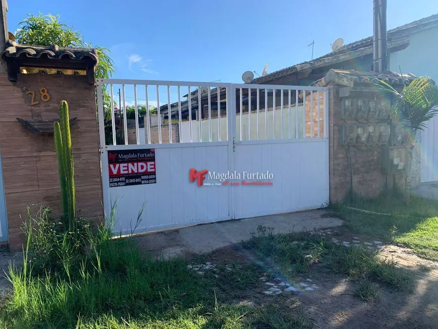 Foto 1 de Casa com 2 quartos à venda, 130m2 em Cabo Frio - RJ