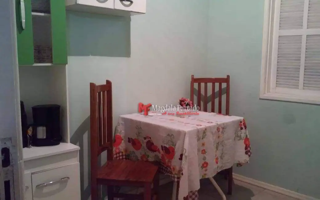 Casa com 5 quartos à venda, 200m2 em Cabo Frio - RJ - imagem 6 Foto 6 de Casa com 5 quartos à venda, 200m2 em Cabo Frio - RJ