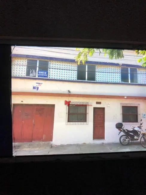 Casa com 4 quartos à venda, 125m2 em Centro, Cabo Frio - RJ - imagem 1 Foto 1 de Casa com 4 quartos à venda, 125m2 em Centro, Cabo Frio - RJ