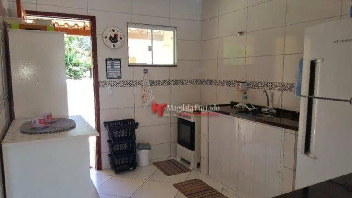 Foto 8 de Casa com 2 quartos à venda, 150m2 em Cabo Frio - RJ
