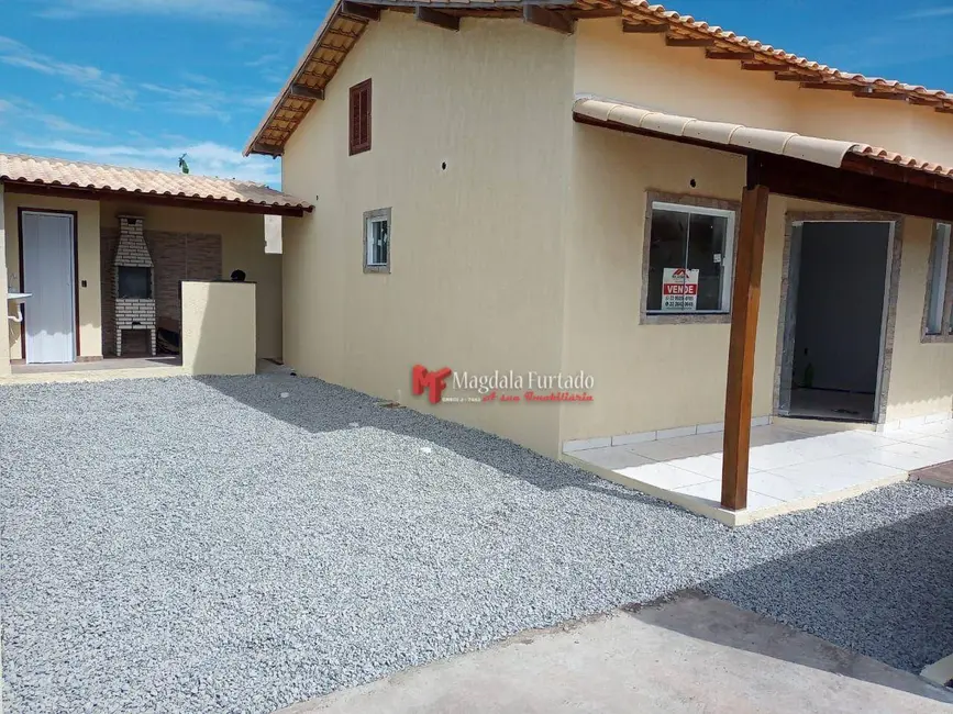 Foto 1 de Casa com 2 quartos à venda, 120m2 em Cabo Frio - RJ