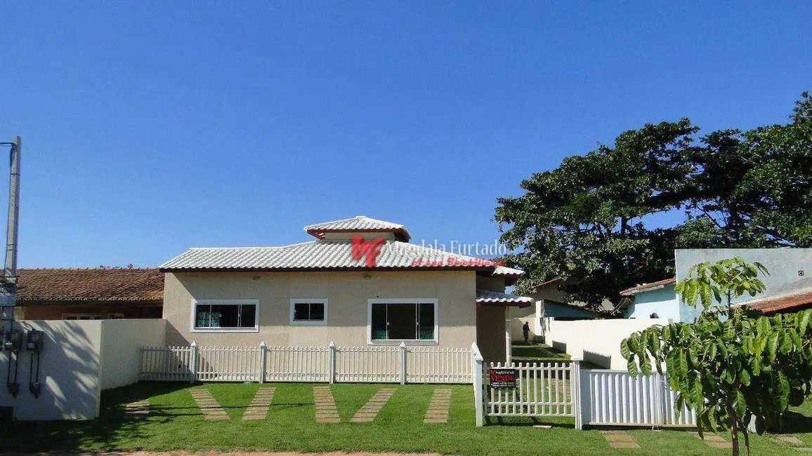 Foto 1 de Casa com 3 quartos à venda, 200m2 em Cabo Frio - RJ