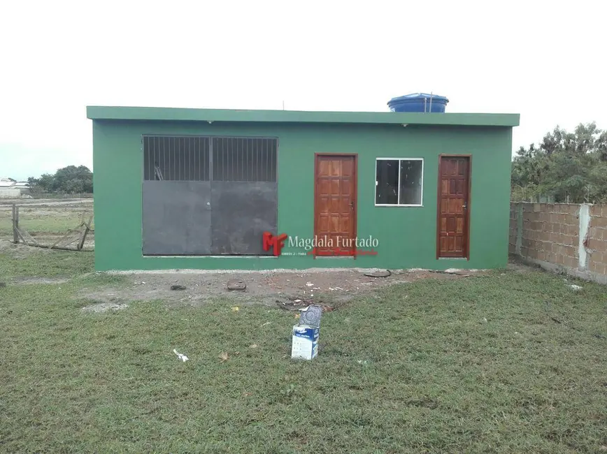 Foto 1 de Casa com 1 quarto à venda, 190m2 em Cabo Frio - RJ