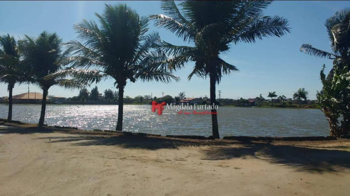 Foto 2 de Terreno / Lote à venda, 300m2 em Cabo Frio - RJ