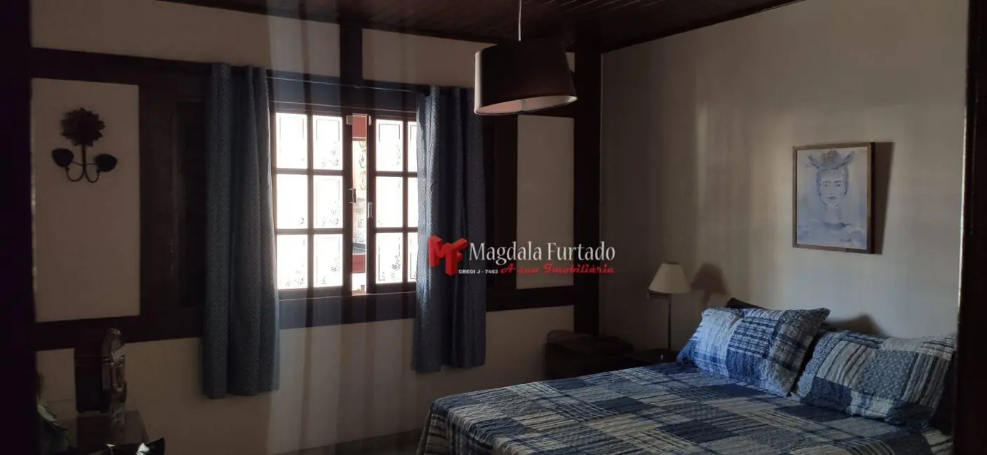 Foto 5 de Casa com 5 quartos à venda, 768m2 em Cabo Frio - RJ