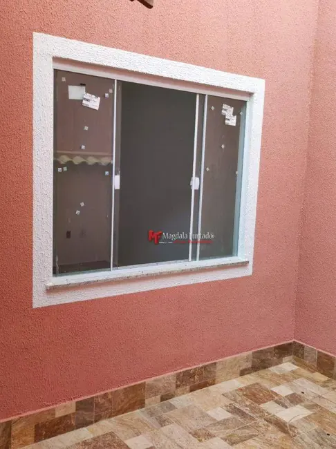 Casa com 2 quartos à venda, 60m2 em Casimiro De Abreu - RJ - imagem 3 Foto 3 de Casa com 2 quartos à venda, 60m2 em Casimiro De Abreu - RJ
