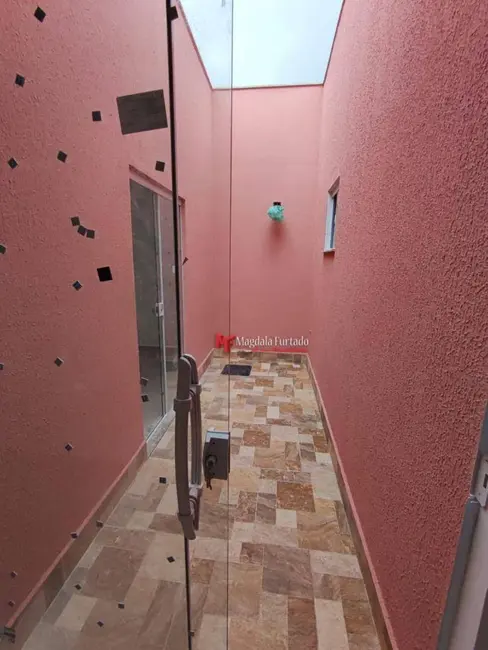 Casa com 2 quartos à venda, 60m2 em Casimiro De Abreu - RJ - imagem 5 Foto 5 de Casa com 2 quartos à venda, 60m2 em Casimiro De Abreu - RJ