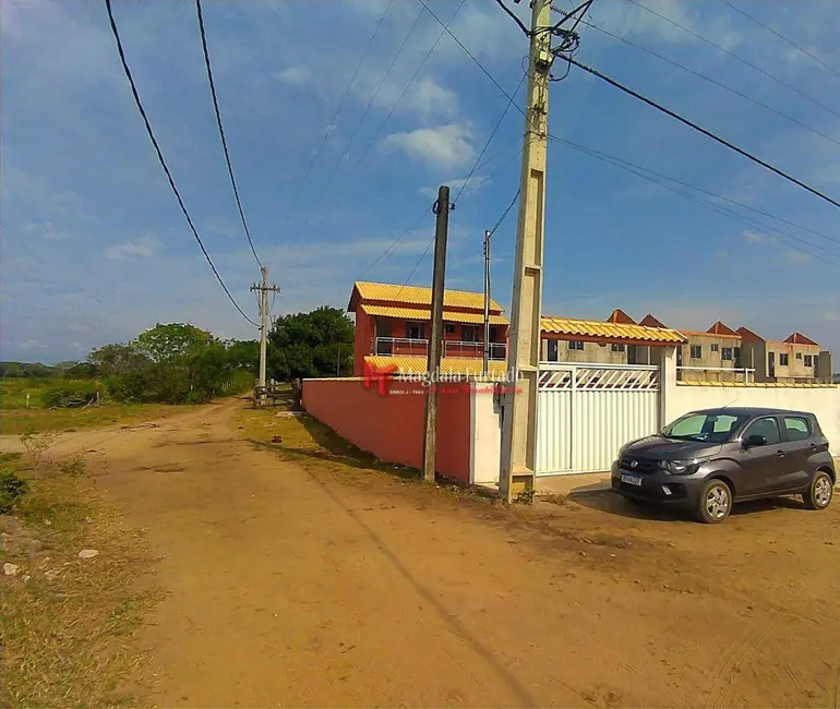 Foto 1 de Casa com 2 quartos à venda, 275m2 em Cabo Frio - RJ