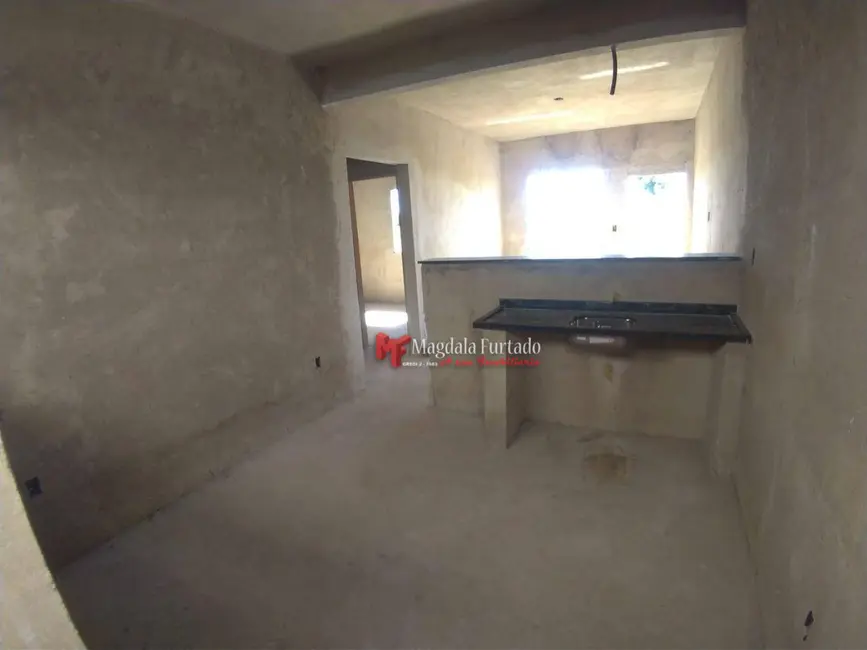 Foto 3 de Casa com 2 quartos à venda, 120m2 em Cabo Frio - RJ