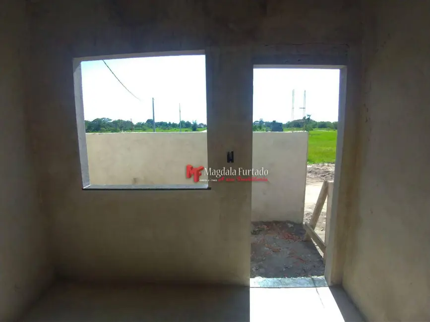 Foto 9 de Casa com 2 quartos à venda, 120m2 em Cabo Frio - RJ