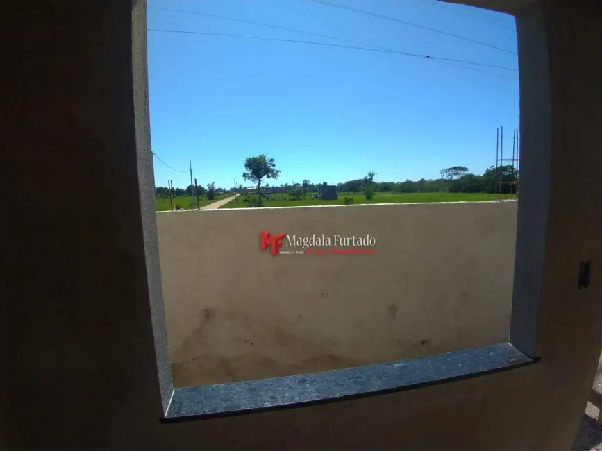 Foto 2 de Casa com 2 quartos à venda, 120m2 em Cabo Frio - RJ