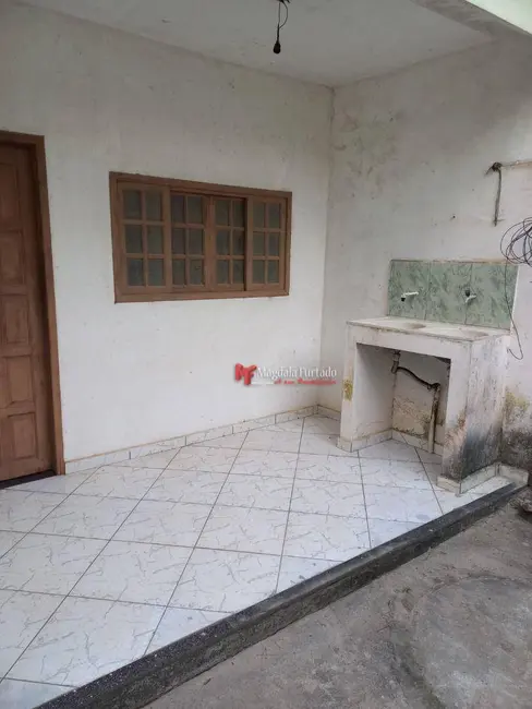 Casa com 2 quartos à venda, 150m2 em Cabo Frio - RJ - imagem 4 Foto 4 de Casa com 2 quartos à venda, 150m2 em Cabo Frio - RJ