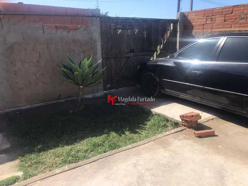 Foto 4 de Casa com 2 quartos à venda, 275m2 em Cabo Frio - RJ