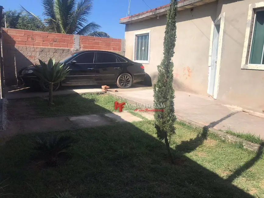 Foto 1 de Casa com 2 quartos à venda, 275m2 em Cabo Frio - RJ