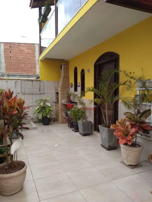 Foto 5 de Casa com 2 quartos à venda, 80m2 em Cabo Frio - RJ