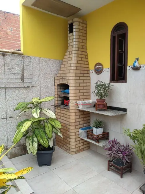 Foto 4 de Casa com 2 quartos à venda, 80m2 em Cabo Frio - RJ