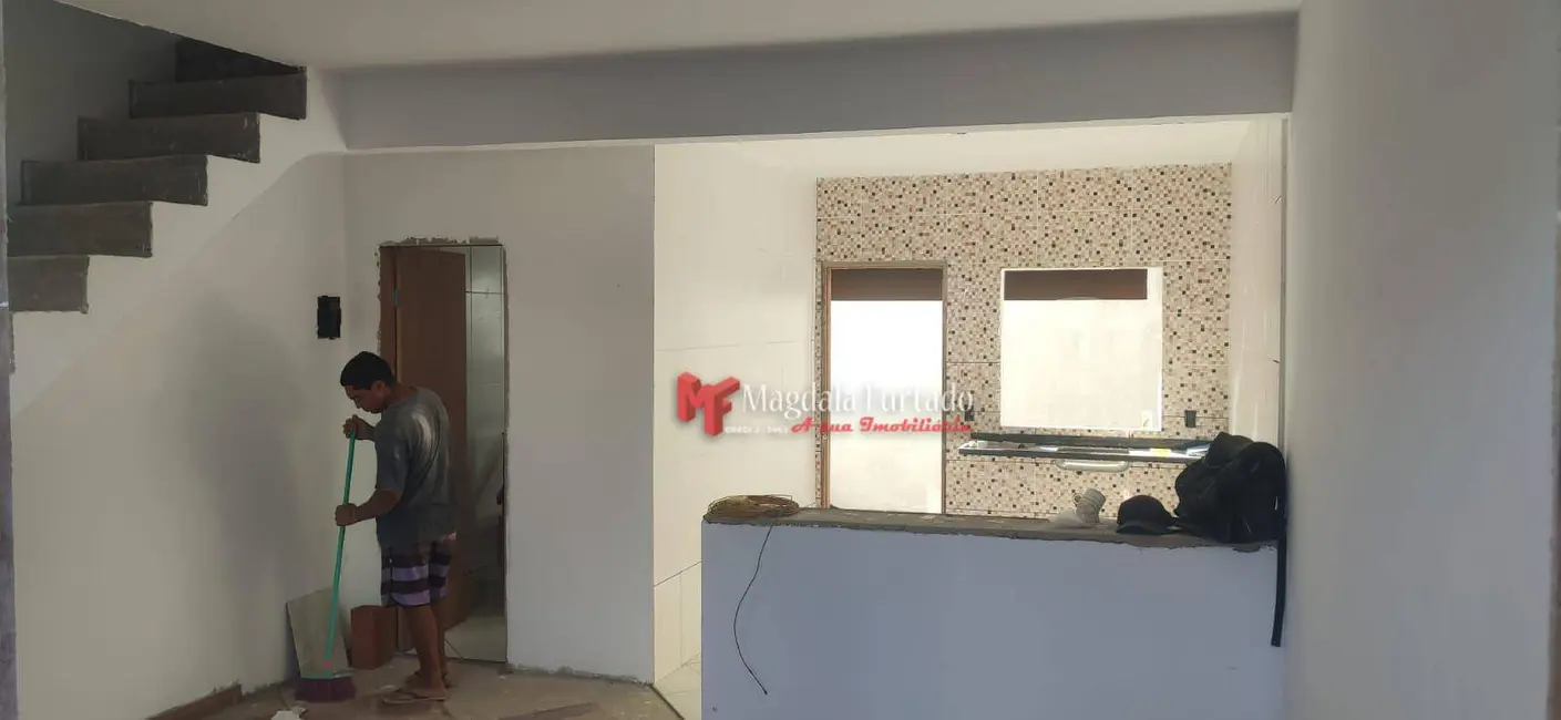 Casa com 2 quartos à venda, 60m2 em Cabo Frio - RJ - imagem 5 Foto 5 de Casa com 2 quartos à venda, 60m2 em Cabo Frio - RJ