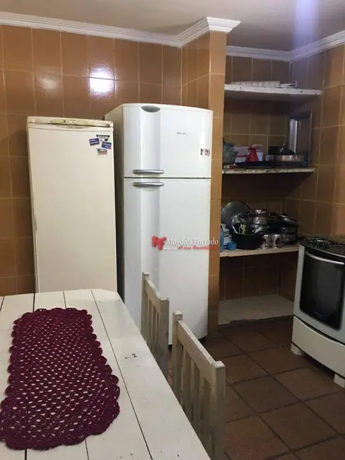 Foto 6 de Casa com 2 quartos à venda, 385m2 em Cabo Frio - RJ