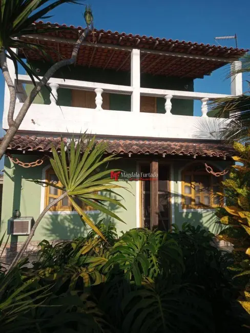 Foto 1 de Casa com 2 quartos à venda, 420m2 em Cabo Frio - RJ