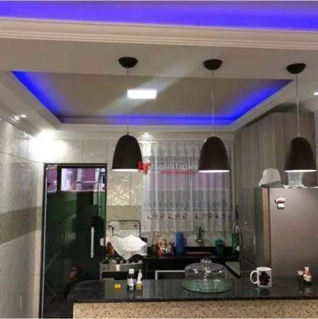 Casa com 2 quartos à venda, 80m2 em Cabo Frio - RJ - imagem 2 Foto 2 de Casa com 2 quartos à venda, 80m2 em Cabo Frio - RJ