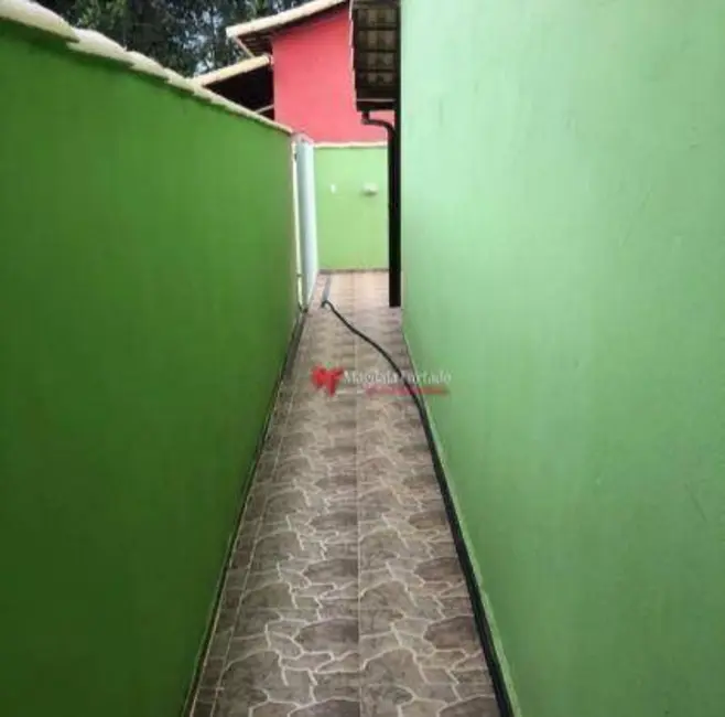 Casa com 2 quartos à venda, 80m2 em Cabo Frio - RJ - imagem 3 Foto 3 de Casa com 2 quartos à venda, 80m2 em Cabo Frio - RJ