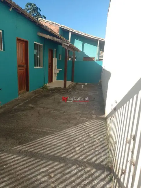 Foto 7 de Casa com 1 quarto à venda, 100m2 em Cabo Frio - RJ