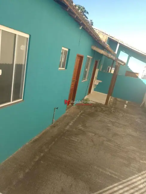 Foto 5 de Casa com 1 quarto à venda, 100m2 em Cabo Frio - RJ