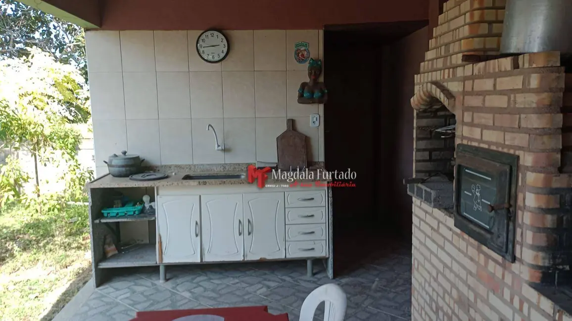 Foto 6 de Casa com 2 quartos à venda, 420m2 em Cabo Frio - RJ
